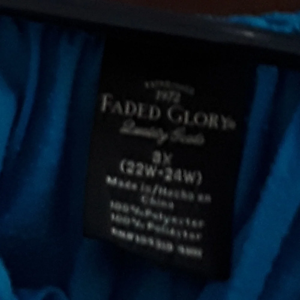 Top - Picture 2 of 3